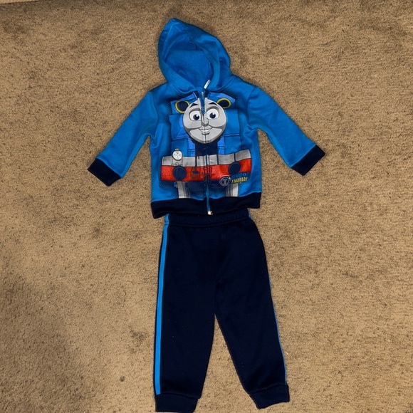 Thomas & Friends Other - Thomas the Train track suit. 2t